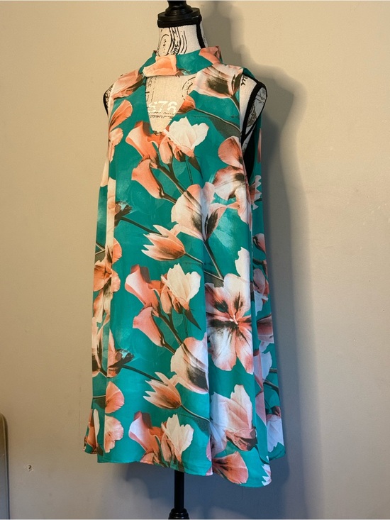 Peach Love California Dresses & Skirts - Peach Love California Teal Floral Halter Dress - Size Large